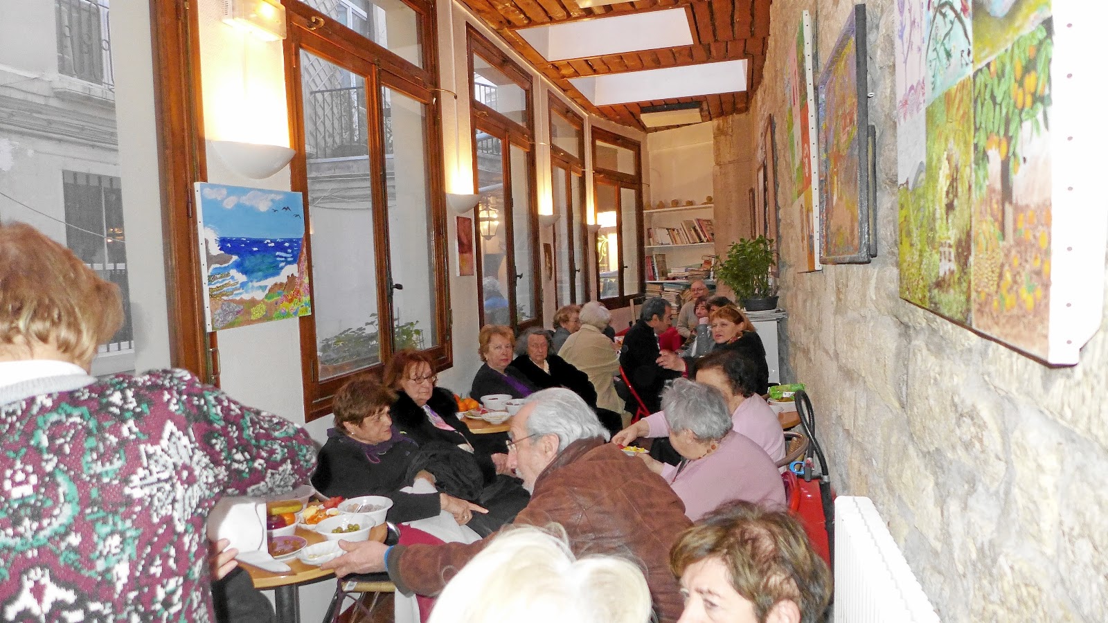 Pause-café à l'OSE rue du pont aux choux Droits: EMH, OSE